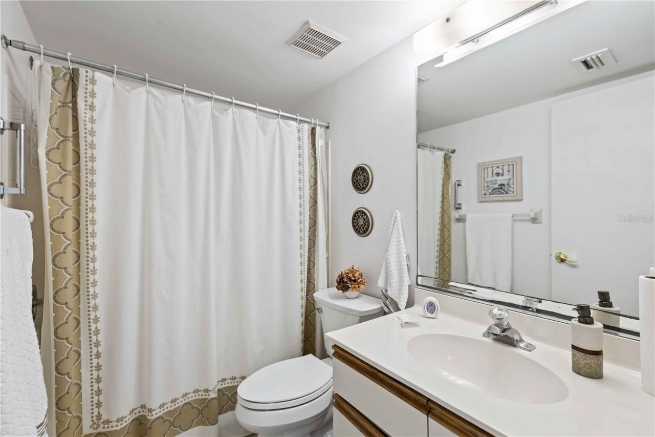 7847 Eagle Creek Drive, Sarasota, FL 34243 Photo