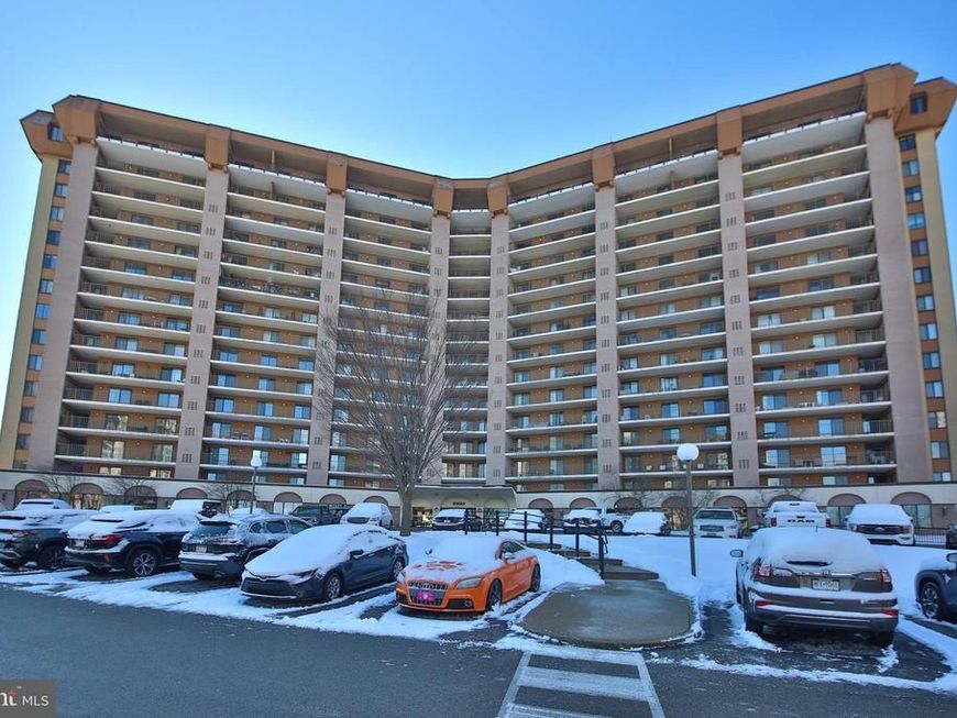 10512 Valley Forge Circle, Unit 512, King of Prussia, PA 19406 Main Photo