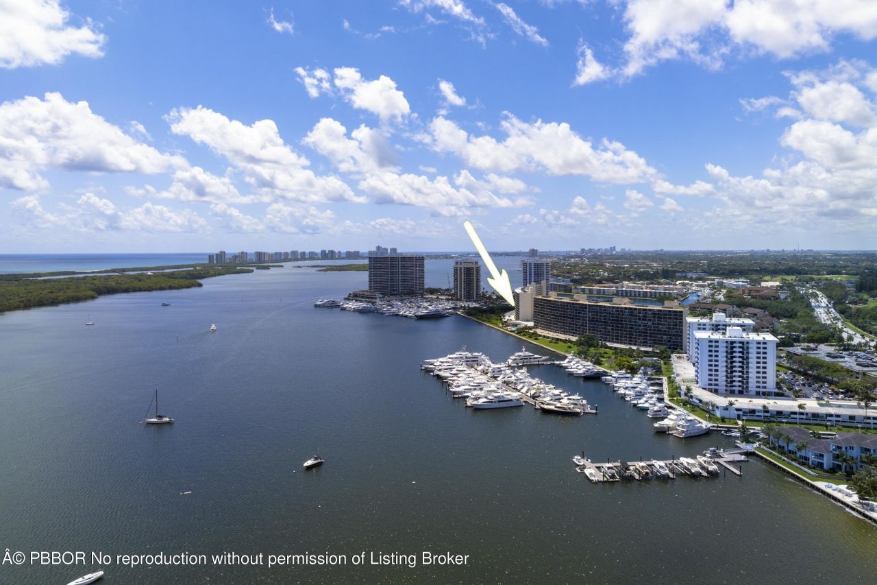 126 Lakeshore Drive, Unit 526, North Palm Beach, FL 33408 Photo