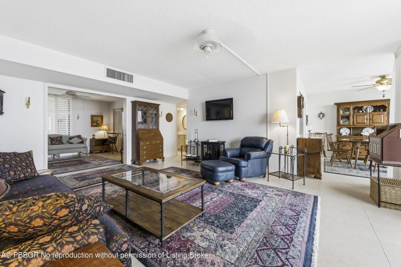 126 Lakeshore Drive, Unit 526, North Palm Beach, FL 33408 Photo