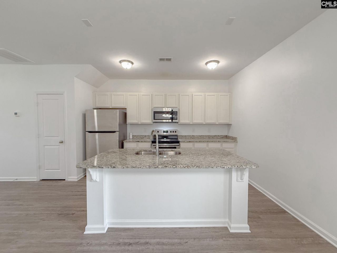 420 Angel Grove Lane  Photo 9