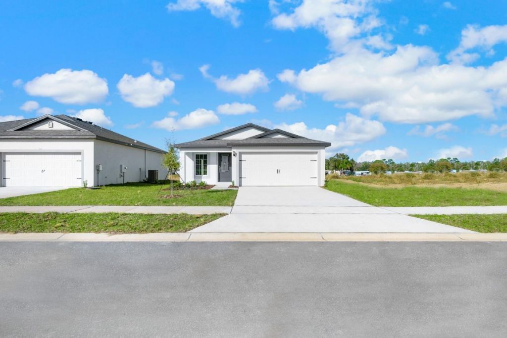 8436 100th Court, Vero Beach, FL 32967 Main Photo