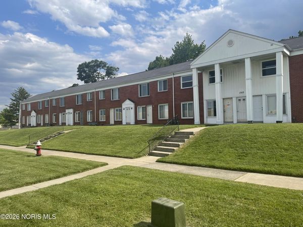 1303 S Cove Boulevard, Toledo, OH 43606