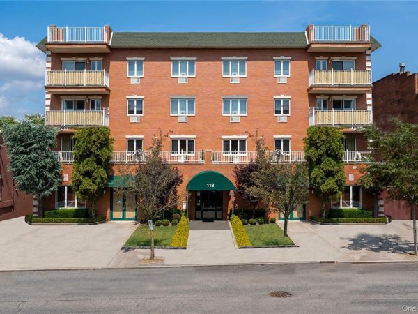 118 Battery Avenue, Unit M1, Brooklyn, NY 11209