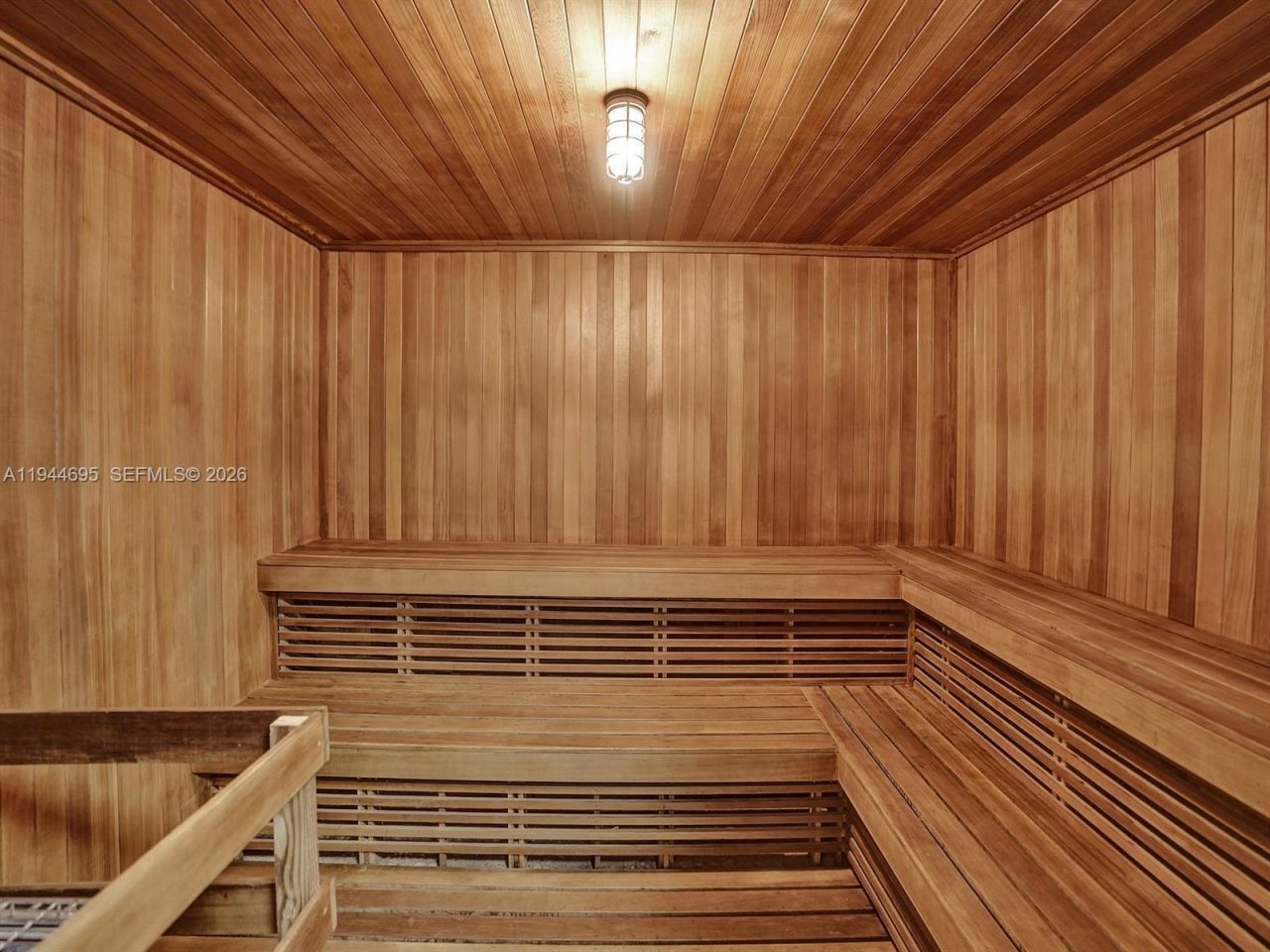 400 Leslie Dr, Unit 323, Hallandale Beach, FL 33009 Photo