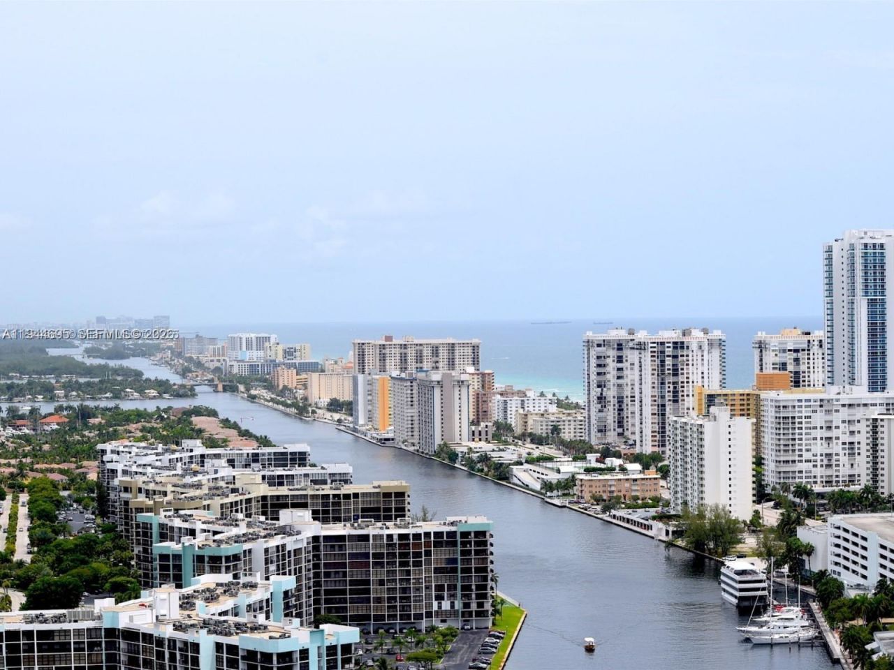 400 Leslie Dr, Unit 323, Hallandale Beach, FL 33009 Photo