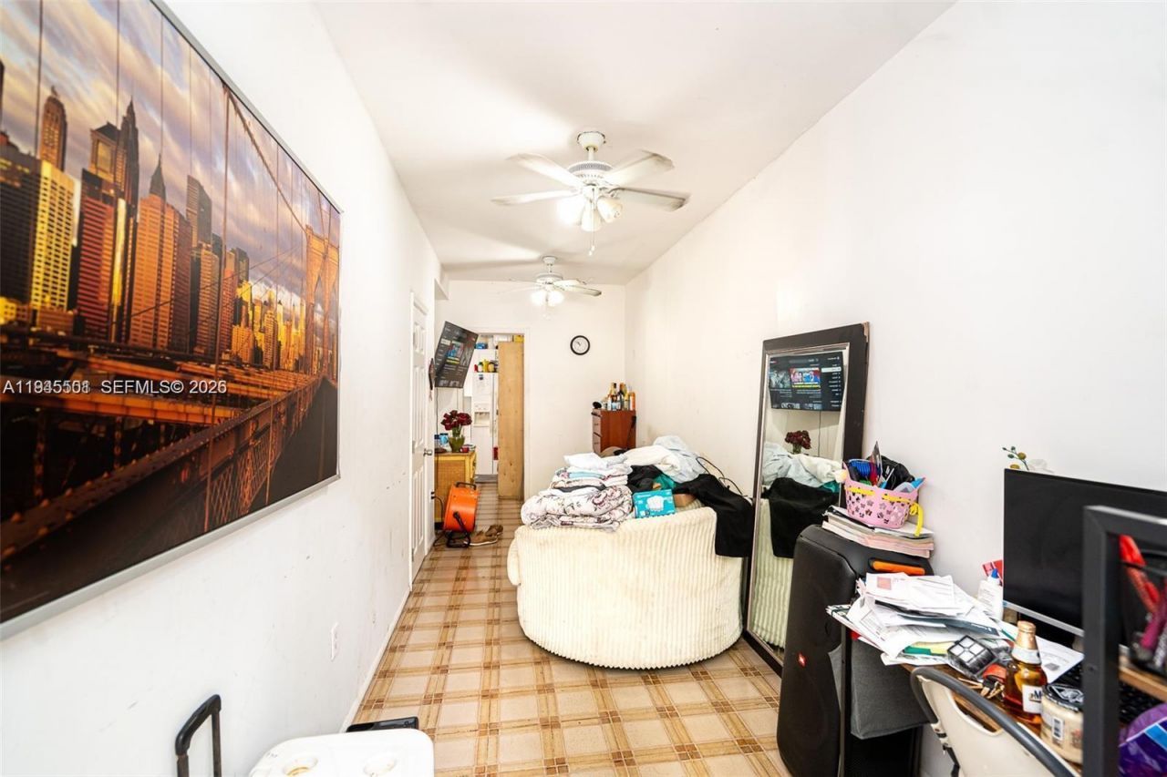 2331 NW 14th St, Miami, FL 33125 Photo