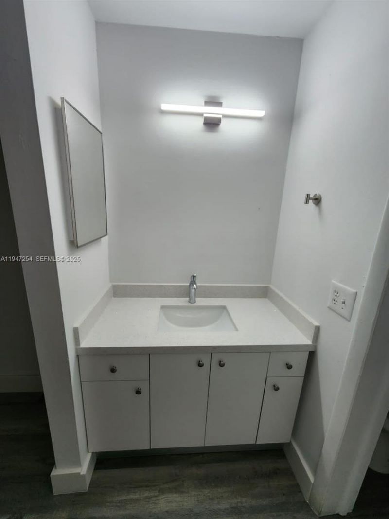 4545 Treehouse Ln, Unit H, Tamarac, FL 33319 Photo