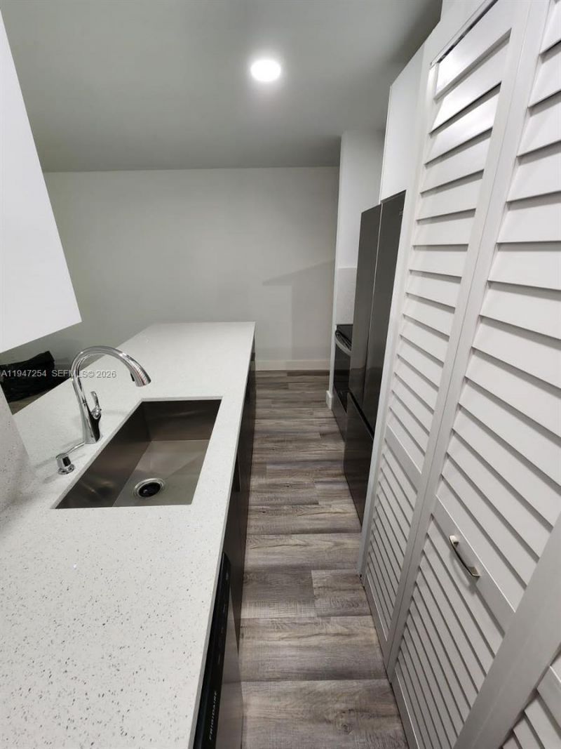 4545 Treehouse Ln, Unit H, Tamarac, FL 33319 Photo