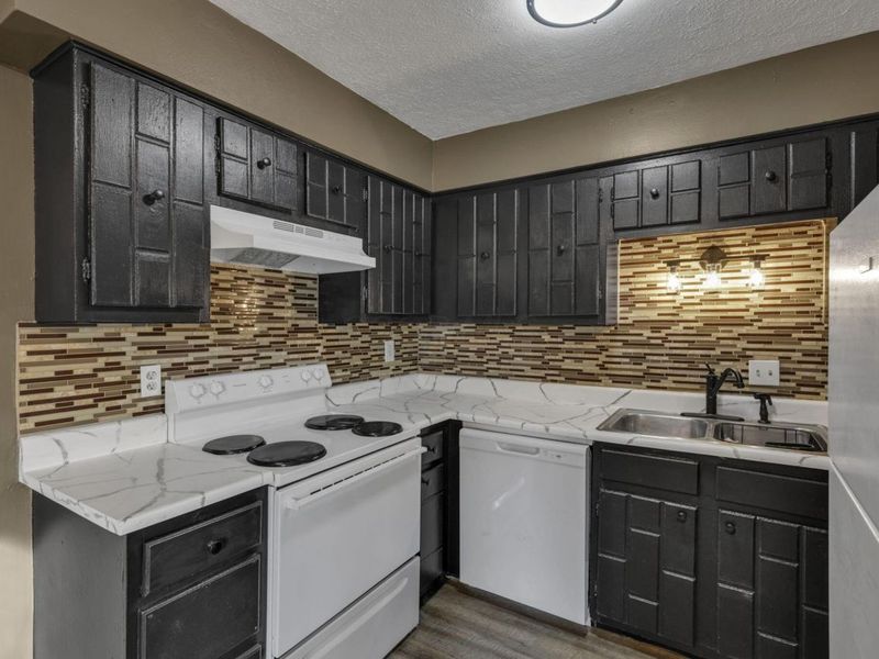 625 Country Club Drive , Unit H-8, Newark, OH 43055 Photo 12