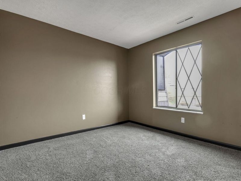 625 Country Club Drive , Unit H-8, Newark, OH 43055 Photo 25