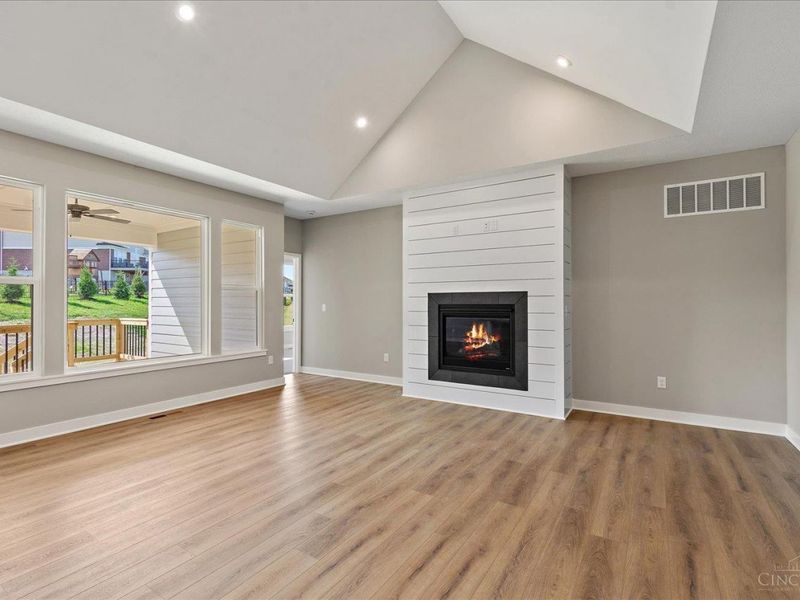 3049 Barnbougle Drive, Miami Twp, OH 45233 Photo 10