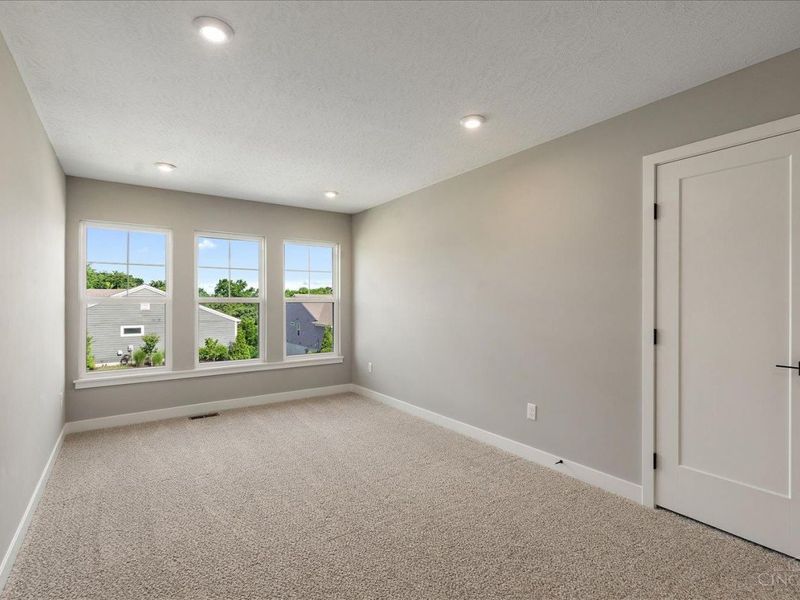 3049 Barnbougle Drive, Miami Twp, OH 45233 Photo 12