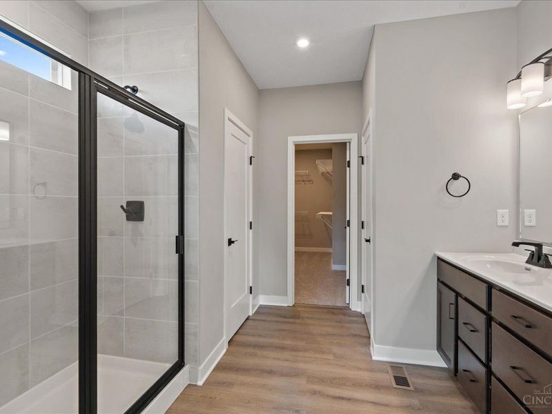 3049 Barnbougle Drive, Miami Twp, OH 45233 Photo 18