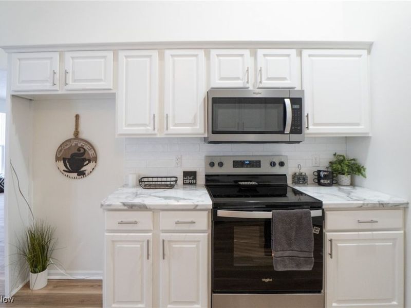 10344 Sudbury Circle NW, North Canton, OH 44720 Photo 12