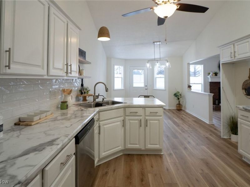 10344 Sudbury Circle NW, North Canton, OH 44720 Photo 13