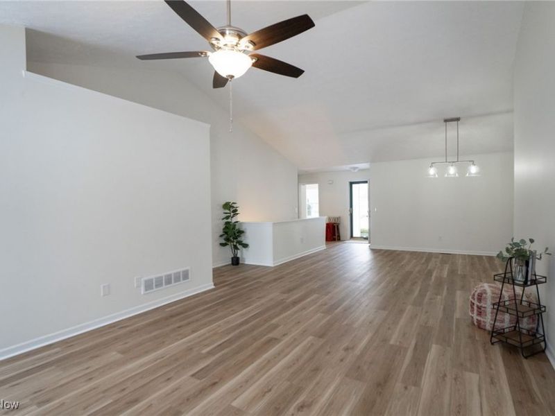 10344 Sudbury Circle NW, North Canton, OH 44720 Photo 6