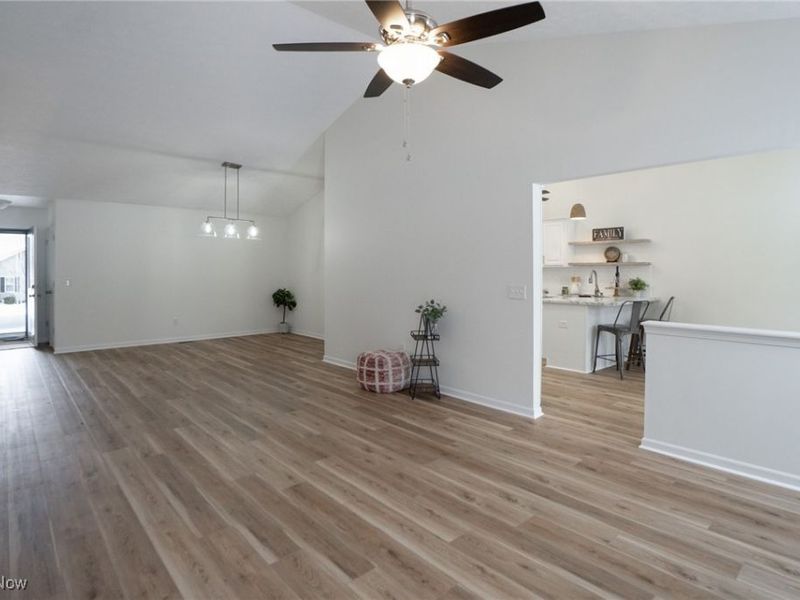 10344 Sudbury Circle NW, North Canton, OH 44720 Photo 9