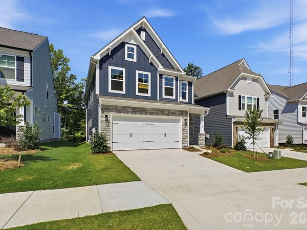 13115 Foxberry Road, Charlotte, NC 28213