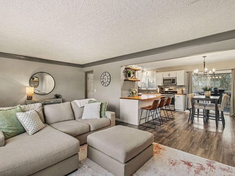 661 Meadow Lane, Taylor Mill, KY 41015 Photo 3