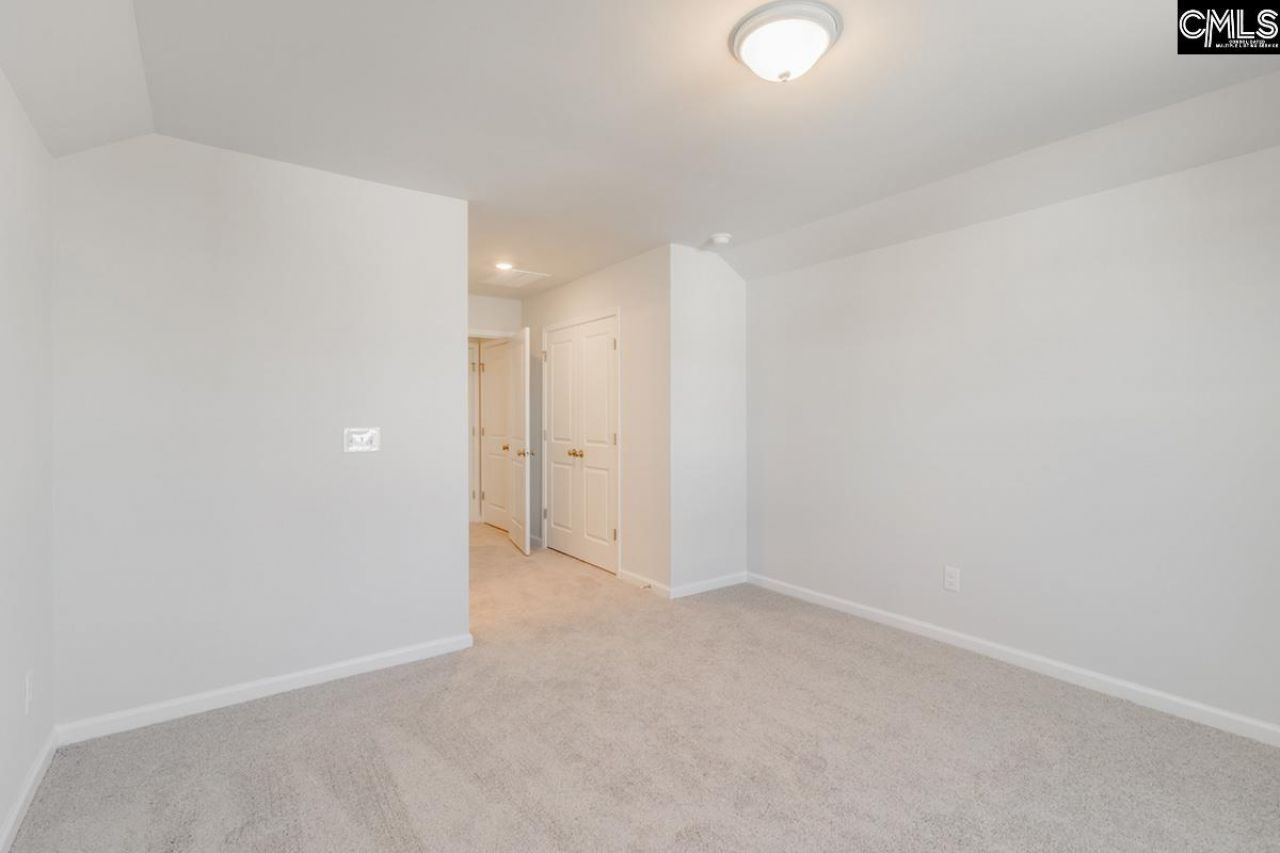 1103 Nazareth Road Photo 26