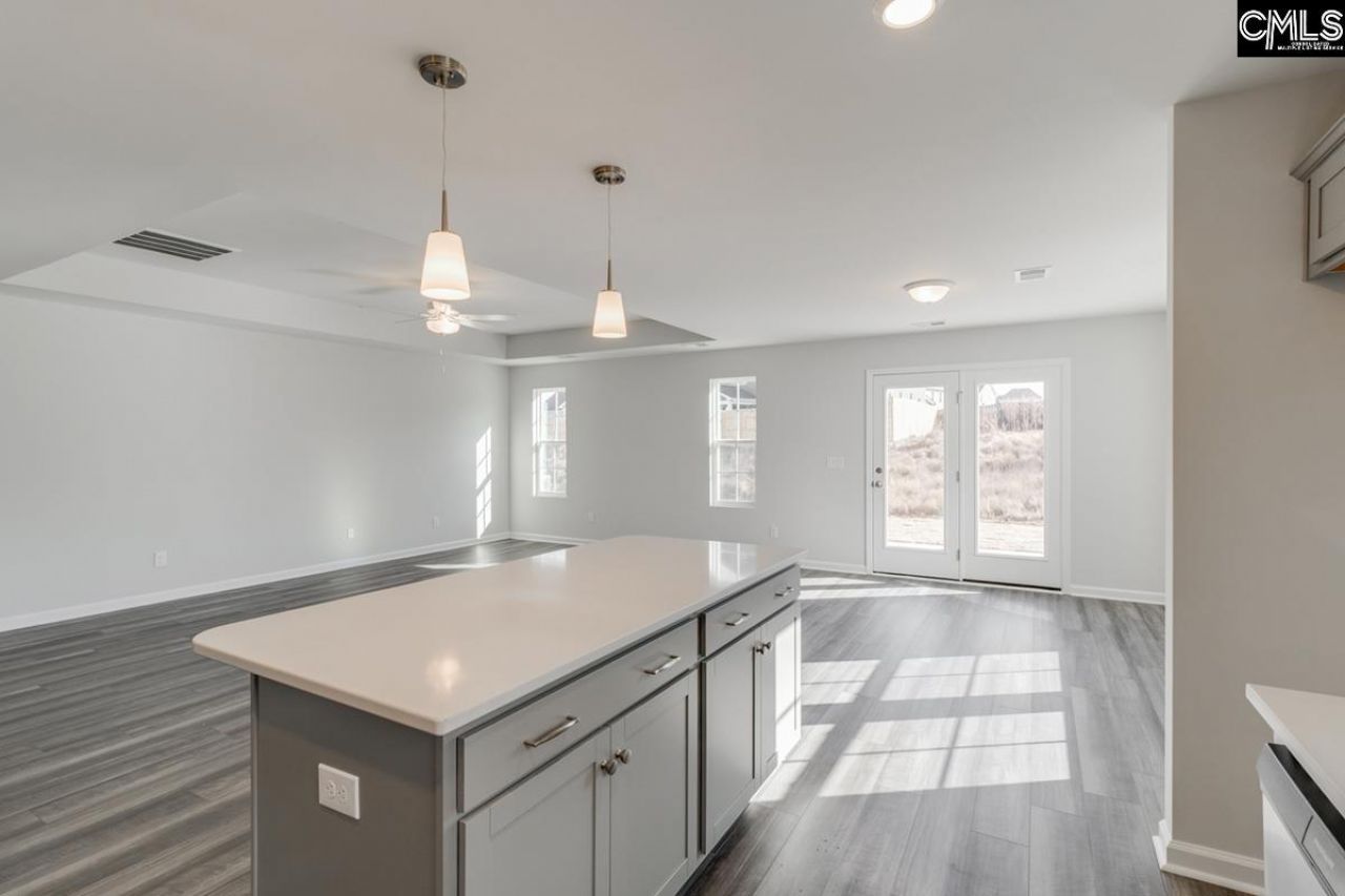 1103 Nazareth Road Photo 9