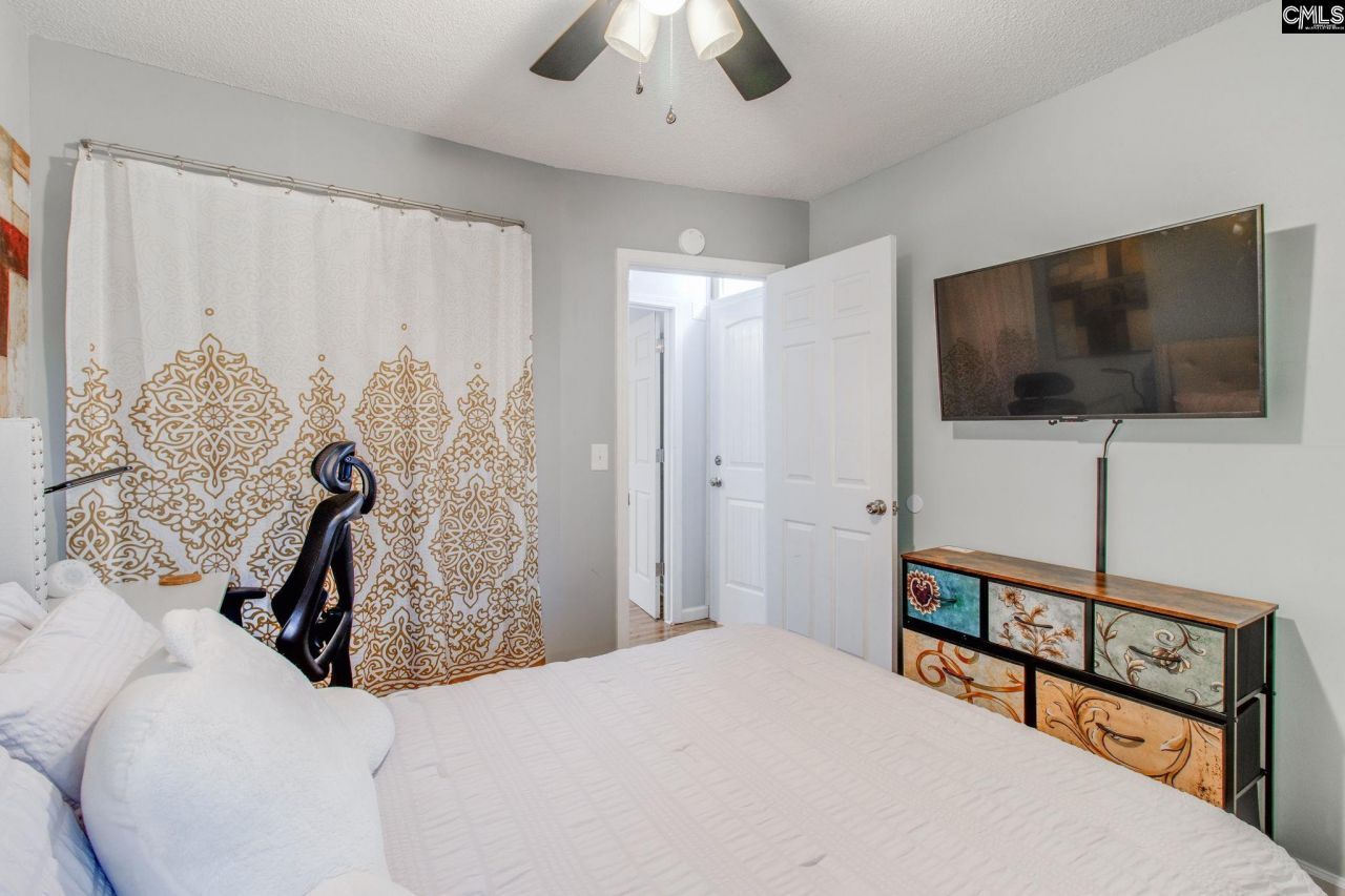 9 Dean Crest Court Photo 12