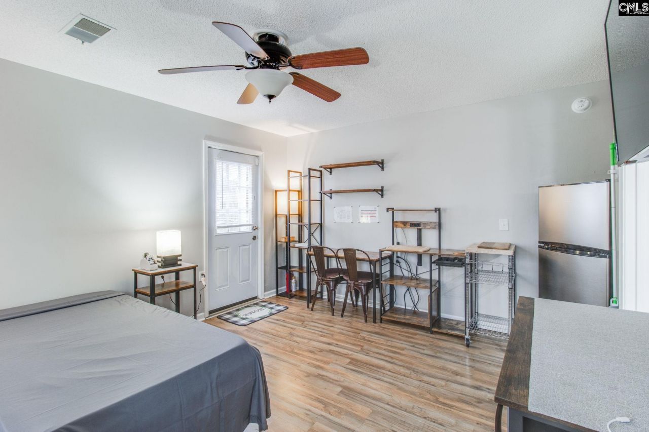 9 Dean Crest Court Photo 18