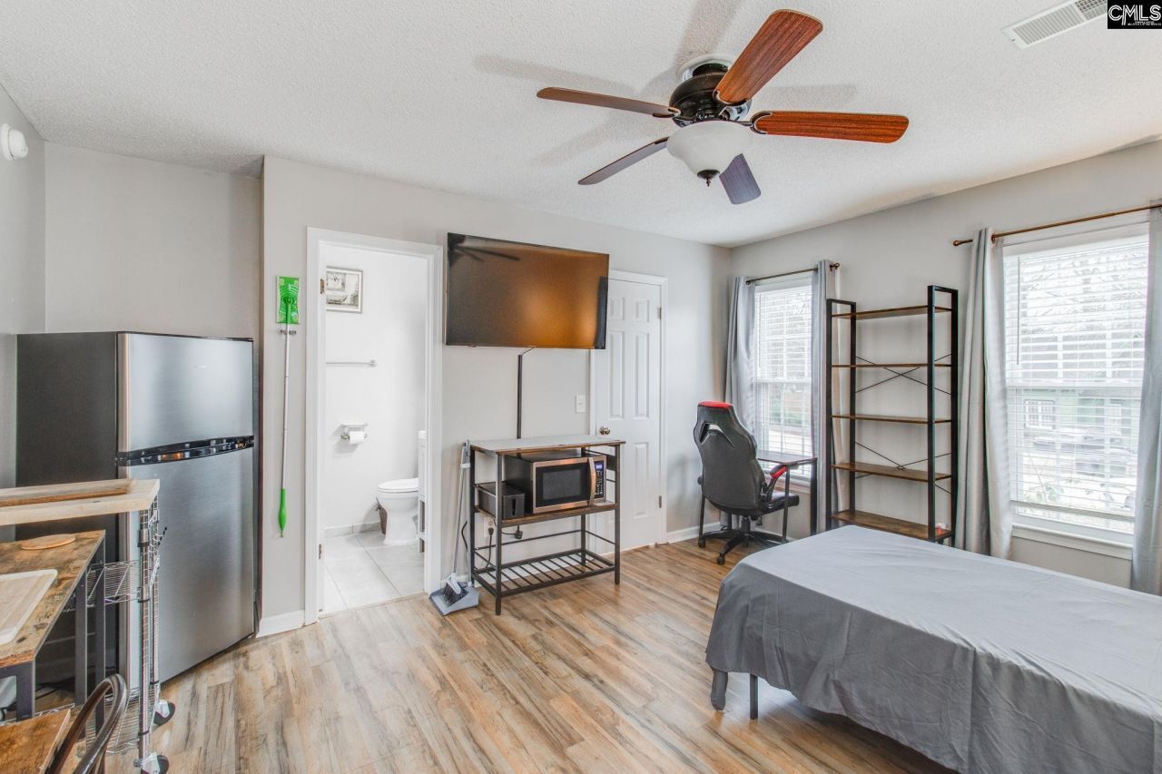 9 Dean Crest Court Photo 19