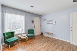 9 Dean Crest Court photo 4