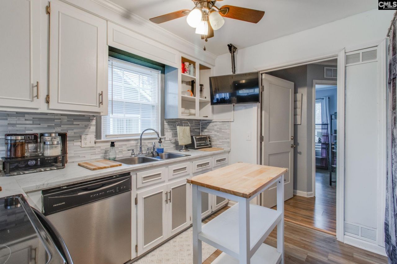 9 Dean Crest Court Photo 5