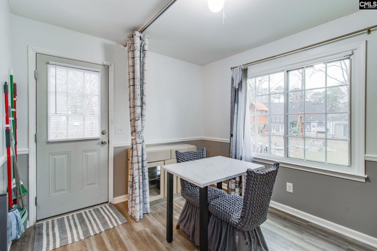 9 Dean Crest Court Photo 7