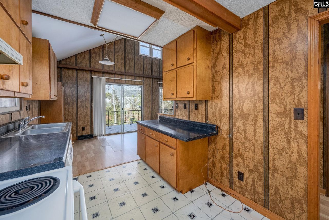 604 Newberry Drive Photo 29