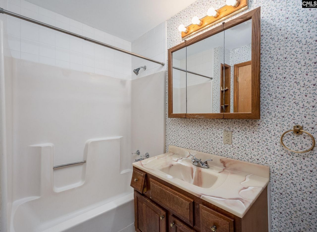 604 Newberry Drive Photo 35