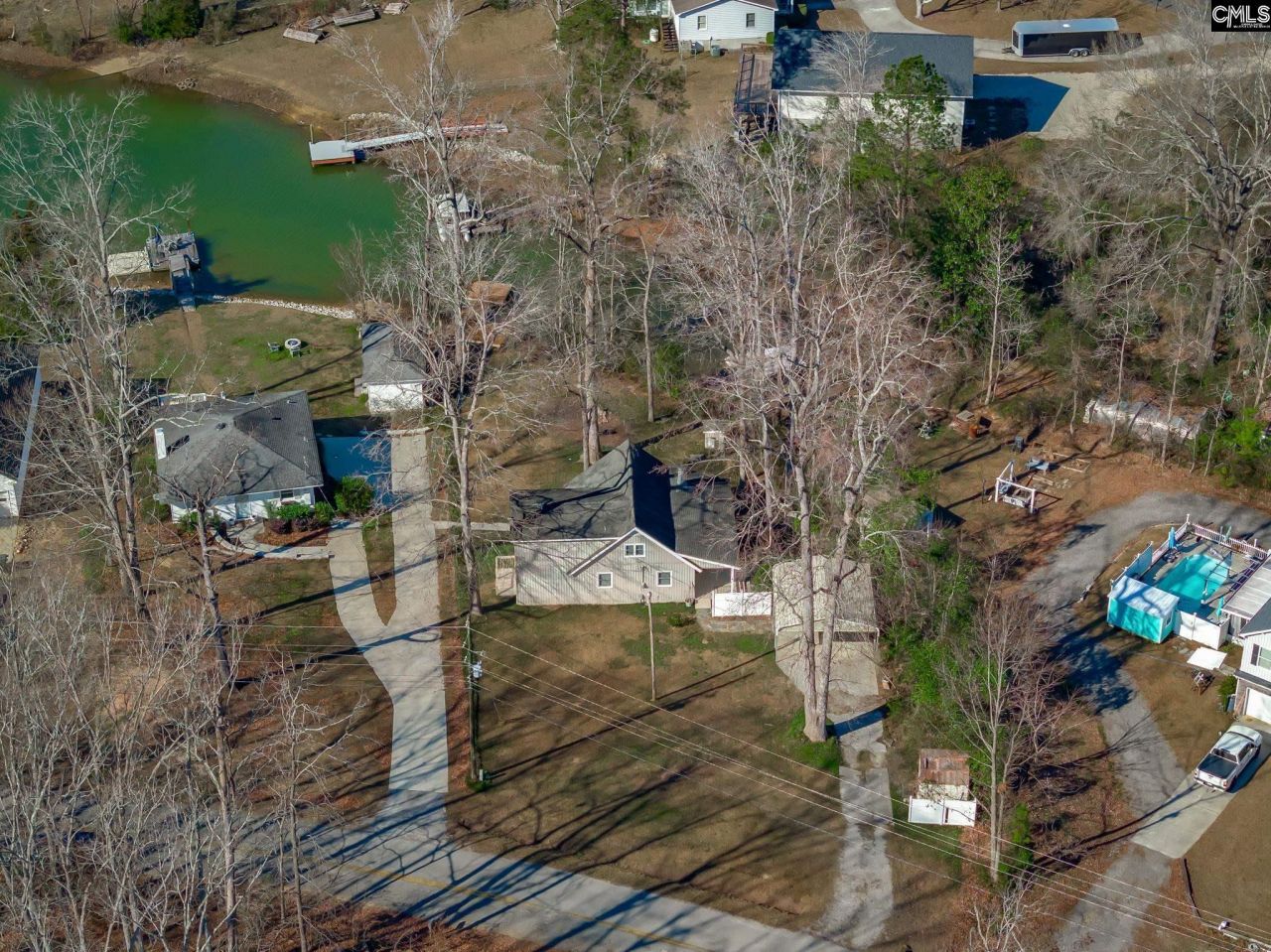 604 Newberry Drive Photo 4