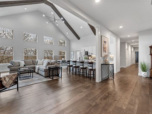 11391 Mountain Spring Drive, Fayetteville, AR 72701