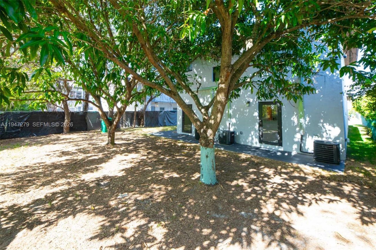 742 NW 70th St, Unit 1, Miami, FL 33150 Photo