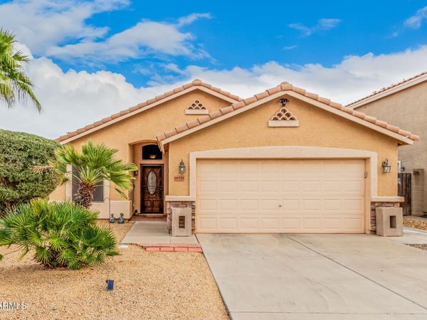 18221 N SKYHAWK Drive, Surprise, AZ 85374