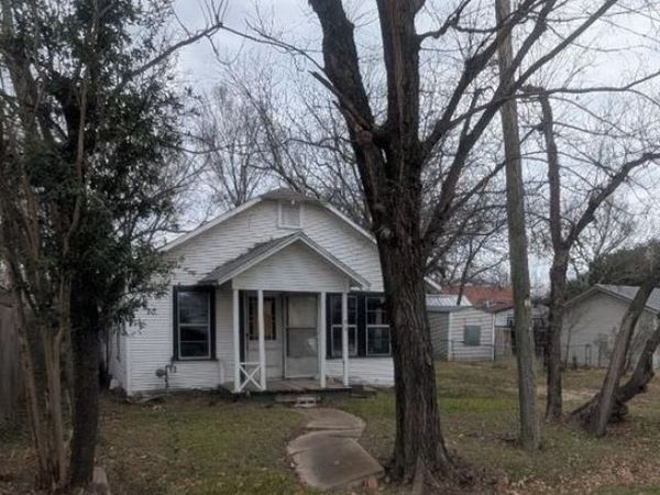 502 N Spears Street, Alvarado, TX 76009