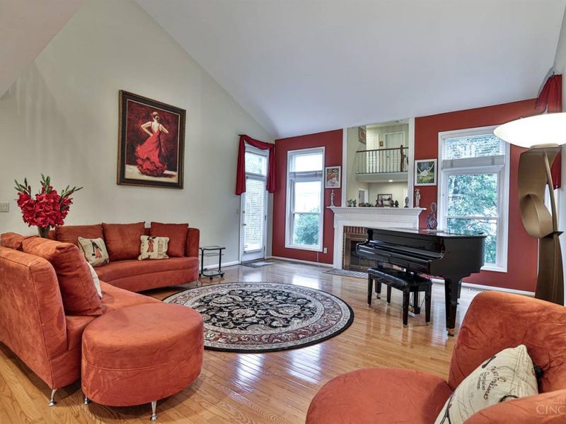 9829 Orchard Club Drive, Montgomery, OH 45242 Photo 12