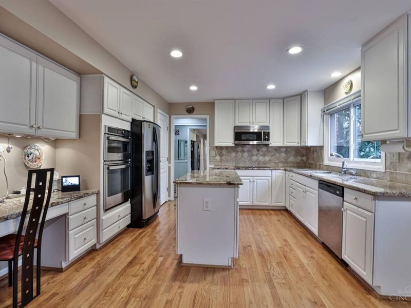 9829 Orchard Club Drive, Montgomery, OH 45242 Photo 19