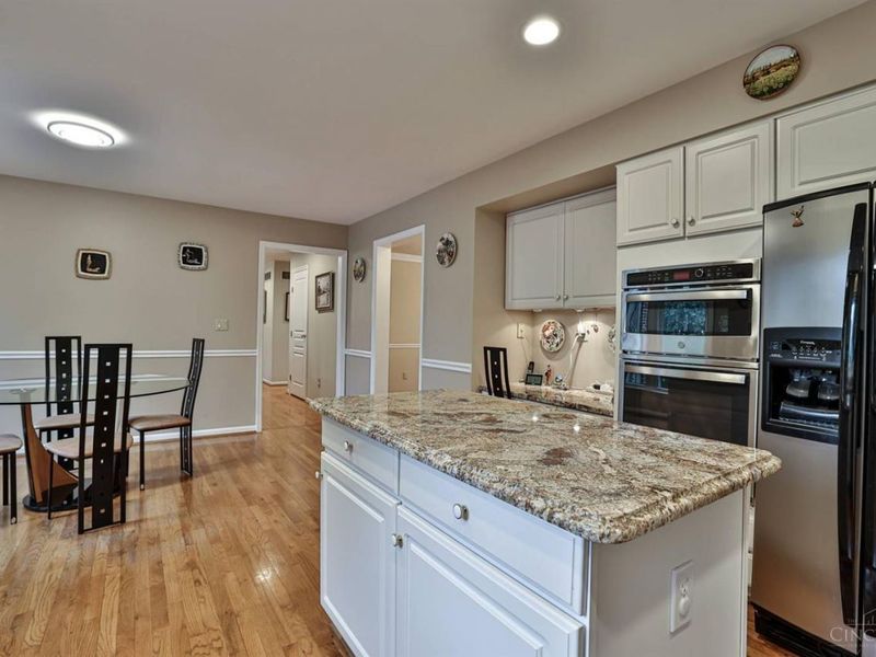 9829 Orchard Club Drive, Montgomery, OH 45242 Photo 21