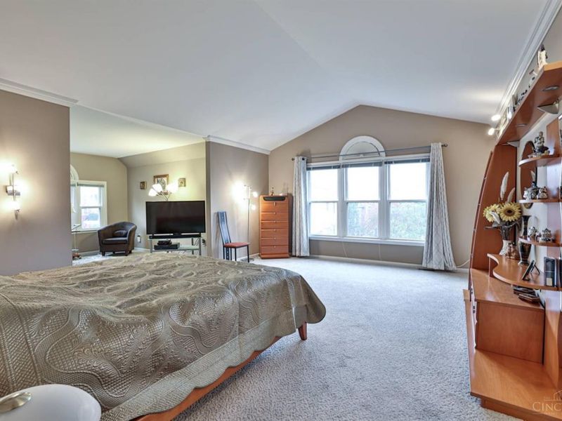 9829 Orchard Club Drive, Montgomery, OH 45242 Photo 27