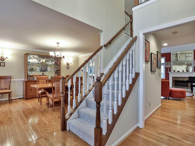 9829 Orchard Club Drive, Montgomery, OH 45242 Photo 5