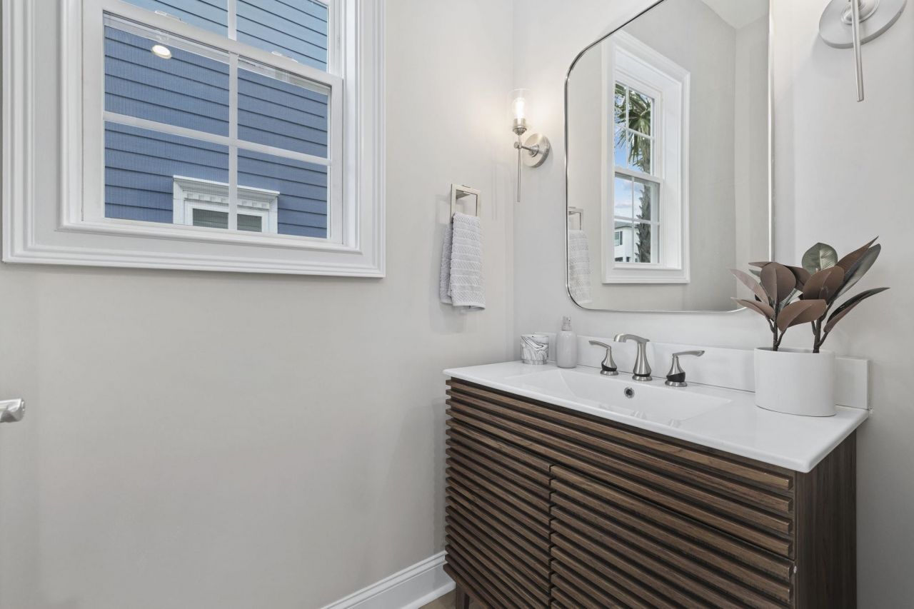 320 Saint Julian Ln. Photo 29