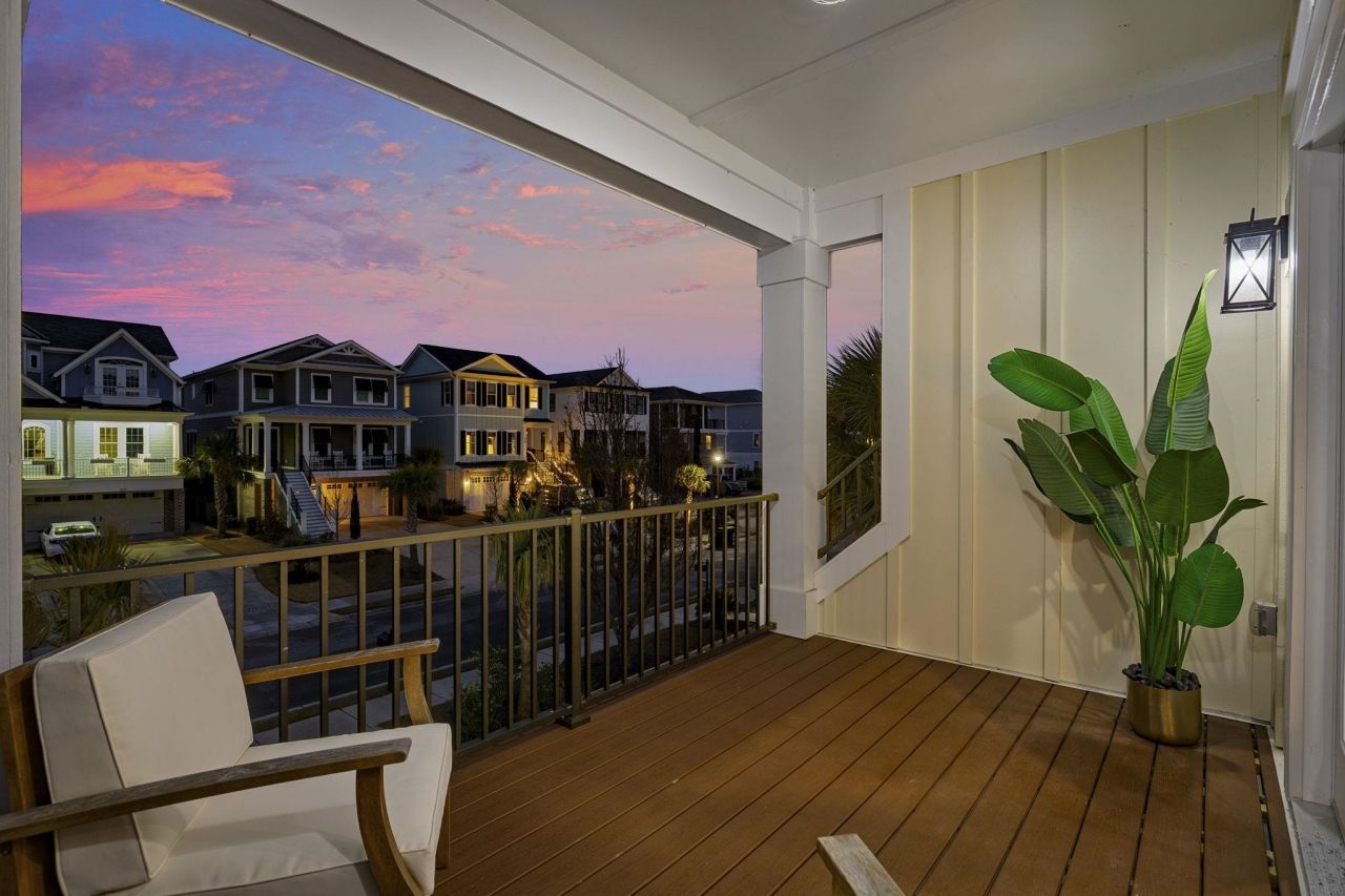 320 Saint Julian Ln. Photo 32