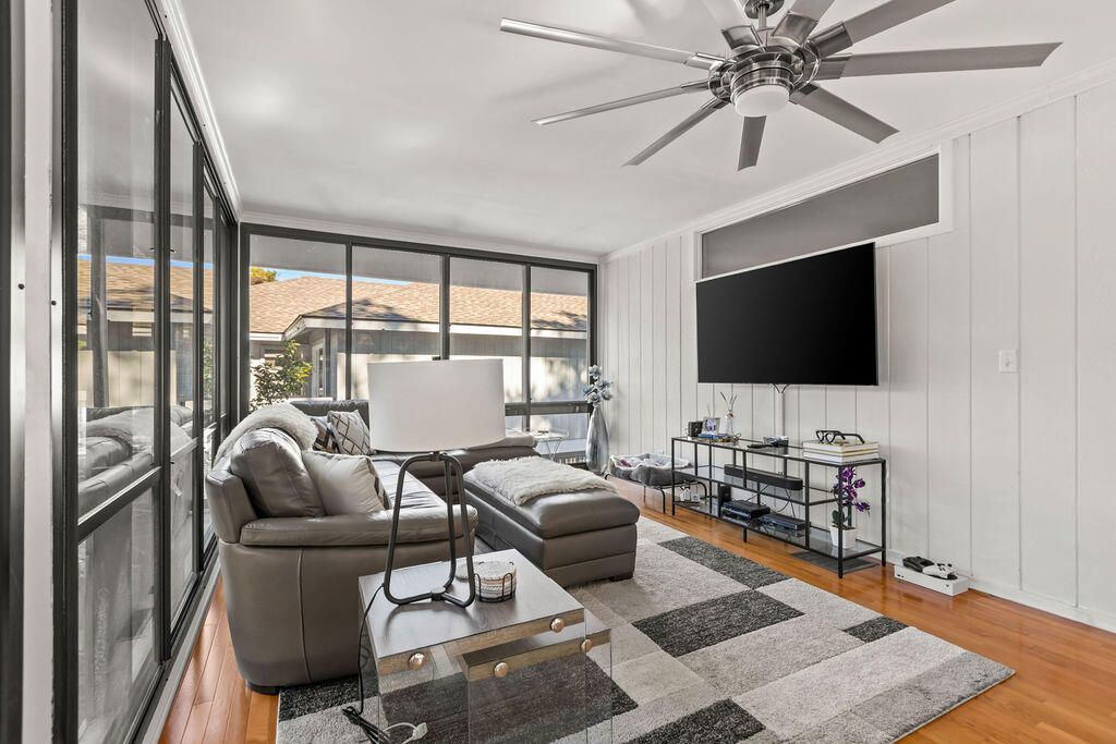 1124 Summerwind Lane Photo 24