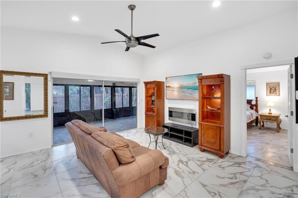 6511 Royal Woods Dr, Fort Myers, FL 33908 Photo