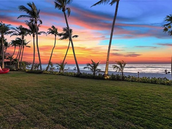 30 3rd AVE S, NAPLES, FL 34102