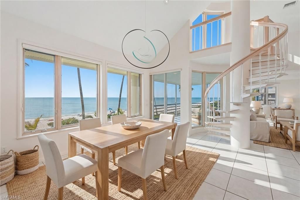 30 3rd Ave S, Naples, FL 34102 Photo